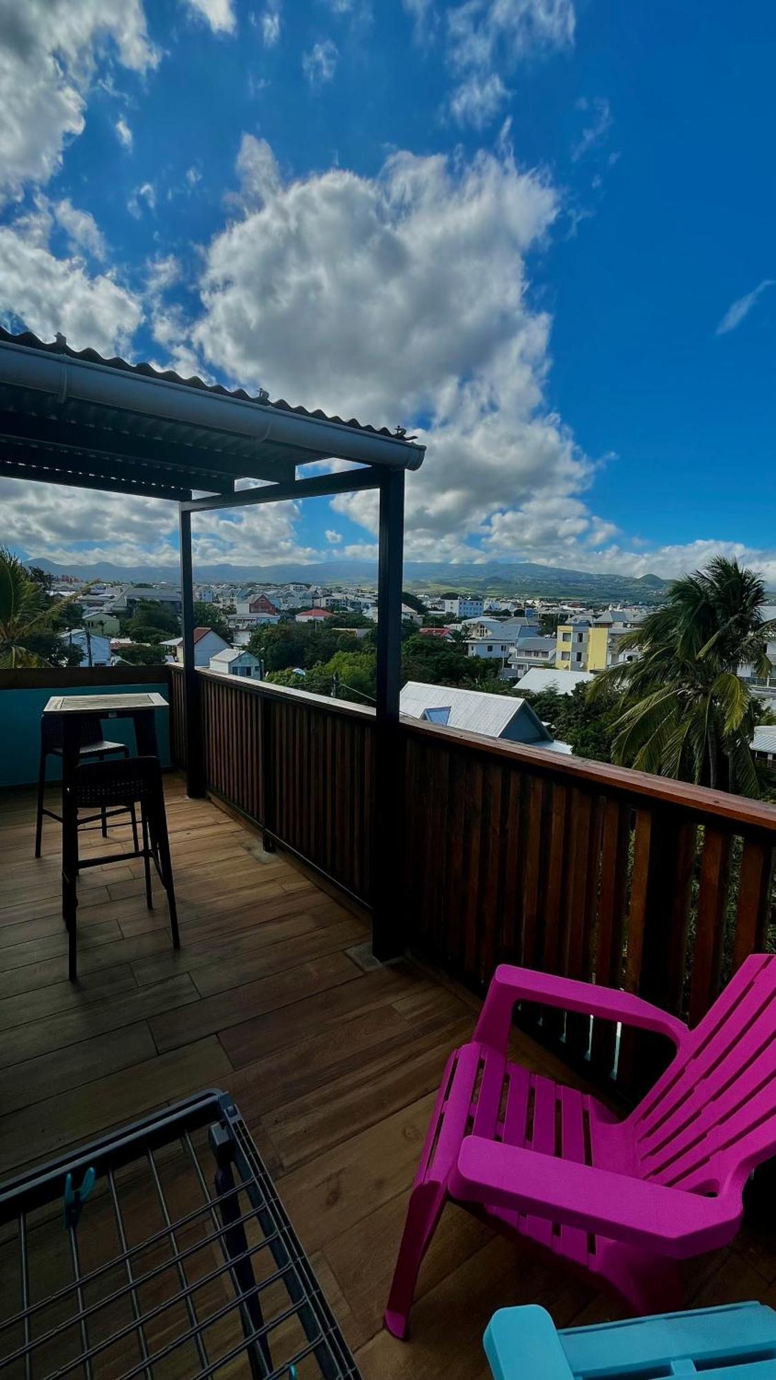 Tropical Suite - T2 Flamboyant - Saint-Pierre - 5Min De La Plage المظهر الخارجي الصورة